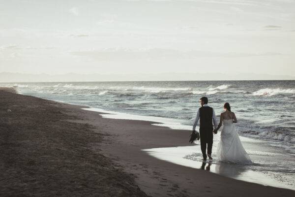 sesión de postboda en la playa